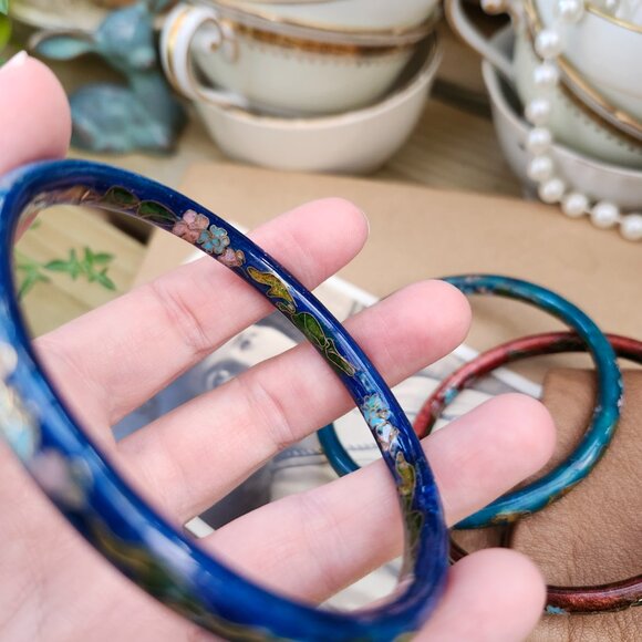 Vintage Floral Cloisonne Bangle Bracelets, Set of 3 - Picture 7 of 14